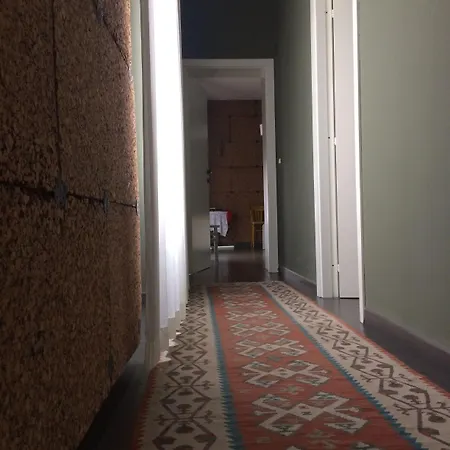 Alojamento de Acomodação e Pequeno-almoço Lotus House 3*