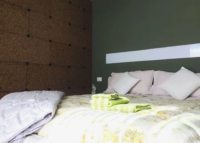 Lotus House Bed & Breakfast 3*