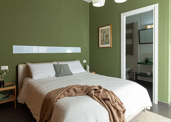 Bed & Breakfast Lotus House