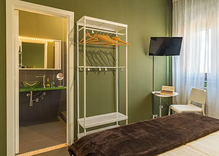 Lotus House Bed & Breakfast